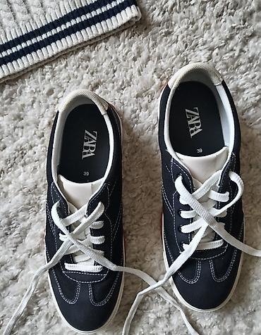tn 3 gray: ZARA patike, nove ☆ Broj 39 _____ Dužina unutrašnjeg gazista 25cm ☆ — 1