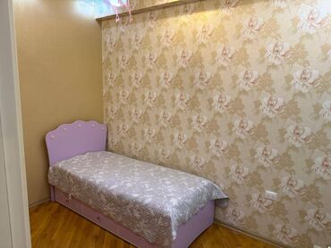 Uzunmüddətli kirayə mənzillər: Varovski qəsəbəsində,Rövşən Hüseynov küçəsində,Daxili Qoşunların Baş — 5