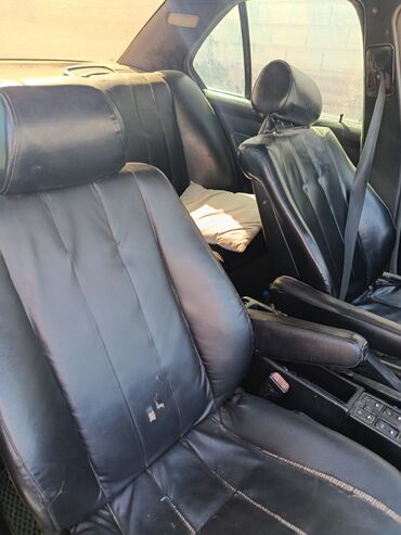 BMW: BMW 5 series: 1990 г., 2 л, Механика, Седан