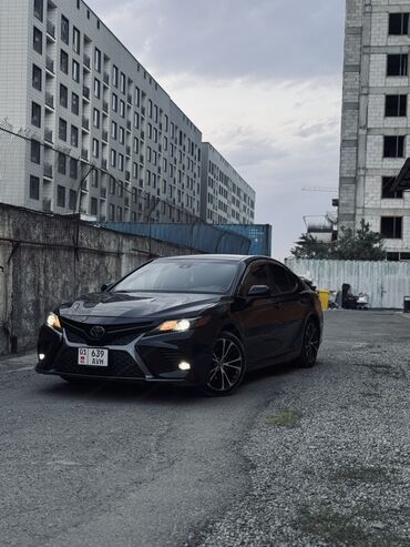 диск на спринтер 15: Toyota Camry: 2018 г., 2.5 л, Автоматтык, Бензин, Седан