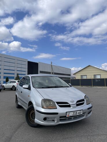 Nissan: Nissan Almera Tino: 2001 г., 1.8 л, Механика, Бензин, Хэтчбэк