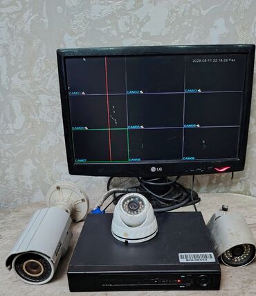 masin ucun manitor: Monitor DVR.3 eded Gunduz gecə görüntülü kameralardi. Sekilde