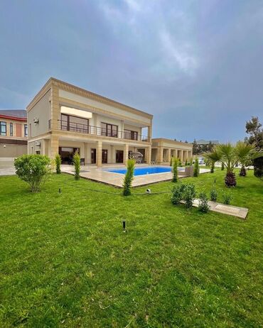 Həyət evləri və villaların satışı: Şüvəlan qəs. 6 otaqlı, 360 kv. m, Yeni təmirli