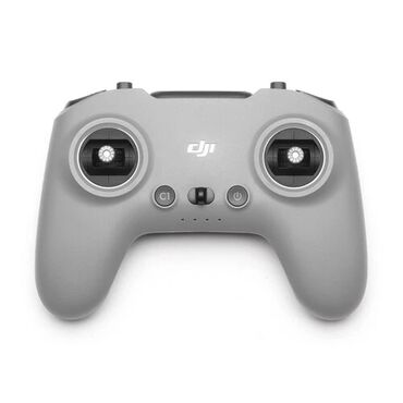 Консолдор үчүн аксессуарлар: DJI FPV Remote Controller 3

новый, подключал один раз для проверки