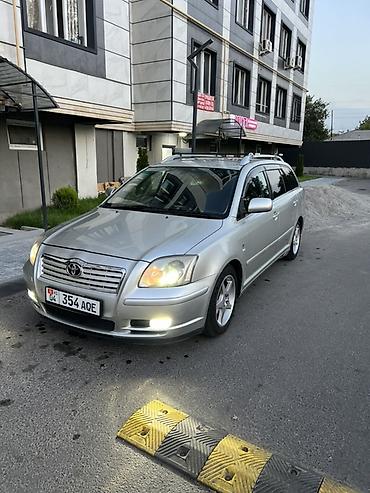 124 бак: Toyota Avensis: 2004 г., 2 л, Автомат, Бензин, Универсал — 8