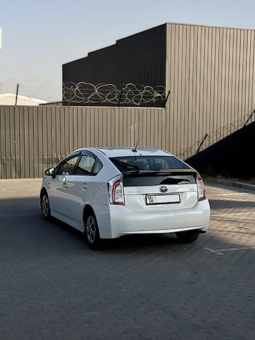 byd 2024: Toyota Prius: 2011 г., 1.8 л, Вариатор, Гибрид — 6