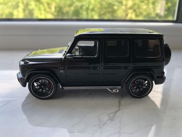 Avtomobil modelləri: Mercedes, 2025 il, 1:43, Dəmir, Rayonlara çatdırılma, Ödənişli çatdırılma — 17