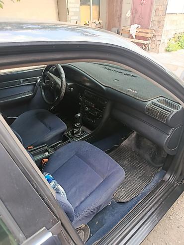 a4 b7: Audi 100: 1993 г., 2.6 л, Механика, Бензин, Седан — 4