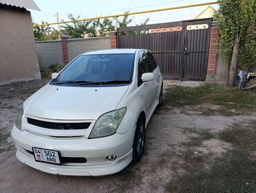 багажник тойота ист: Toyota ist: 2002 г., 1.5 л, Бензин, Хэтчбэк