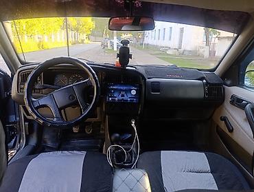 Volkswagen: Volkswagen Passat Variant: 1988 г., 1.8 л, Механика, Бензин, Универсал — 10