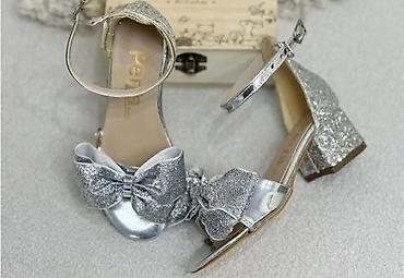 Sandale: 04. sandale 25-36
3599🌹🌹 — 13