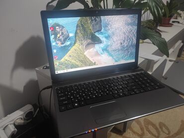 acer aspire 5733z: Ноутбук, Acer, 4 ГБ ОЗУ, Intel Core i3, 15.6 ", Б/у, Для несложных задач, память HDD