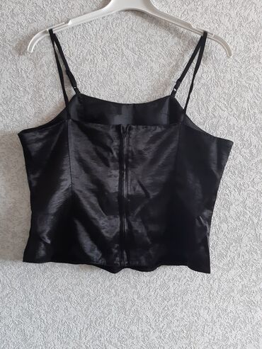 кофта: Xanımlar üçün yay koftası. Rahatdı. Qara rəngdi. Materialı