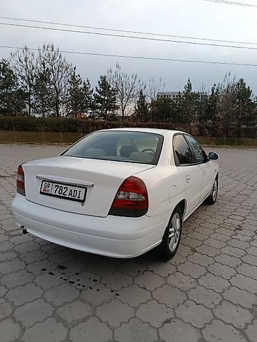 Daewoo: Daewoo Nubira: 2001 г., Бензин — 5