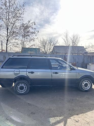 Volkswagen: Volkswagen Passat: 1988 г., 1.8 л, Механика, Бензин — 1