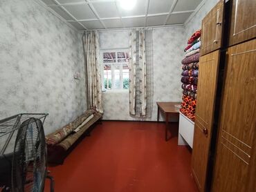 дом на прокат: 2 комнаты, 48 м², Хрущевка, 1 этаж, Косметический ремонт