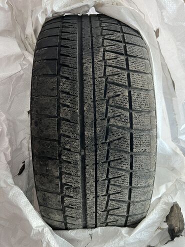 Шины: Шины 225 / 50 / R 17, Зима, Б/у, Пара, Легковые, Япония, Bridgestone