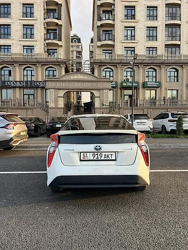 Toyota: Toyota Prius: 2017 г., 1.8 л, Автомат, Гибрид, Хэтчбэк — 5