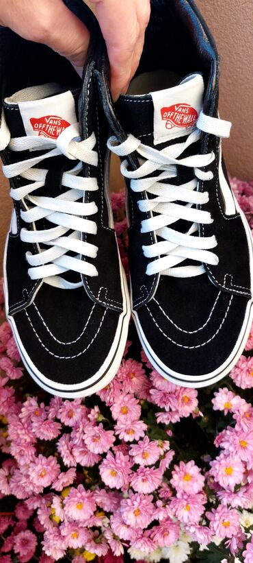 vans 37: Vans, 38.5, color - Black