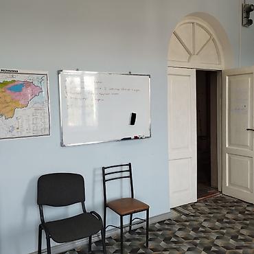 Коммерциялык мүлк: Кеңселерди сатуу 31 м², Ремонту бар, Административдик имарат, 3 кабат — 7