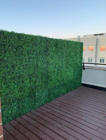 Digər ev dekoru: 🌿 Süni Çəpər – Təbii Gözəlliyin Süni Həlli! 🌿 📏 Eni 1.00 metr olur 📏 — 2