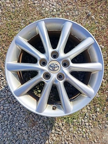 Литые Диски R 17 Toyota, Комплект, отверстий - 5, Б/у at lalafo.kg Литые Диски R 17 Toyota, Комплект, отверстий - 5, Б/у