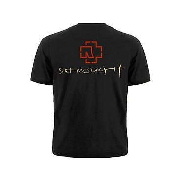 Футболки: Предлагаем вашему вниманию качественный мерч! Приобретая мерч, человек — 15