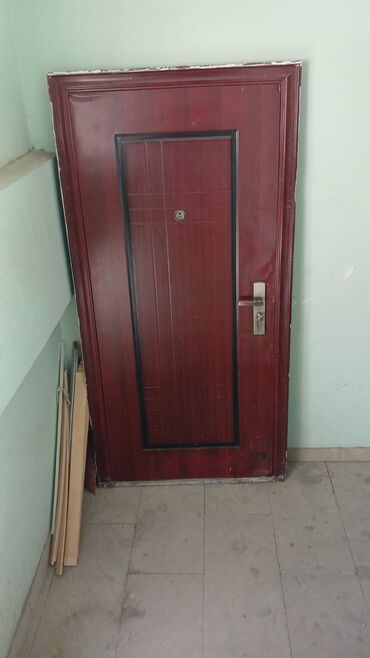 işlənmiş qapı: Seyf qapı 60 AZN zamoku falan hamsı var ünvan Xırdalan ✨ Pərvin ✅ 4556