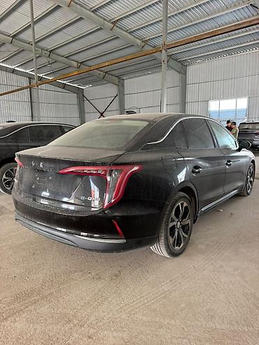 geely geometry c: Huanghai : 2021 г., 0.1 л, Автомат, Электромобиль, Седан — 4