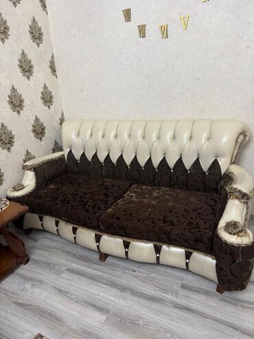 ipotekaya verilen evler: Divan, İşlənmiş, Açılmayan, Bazasız, Dəri, Çatdırılma yoxdur