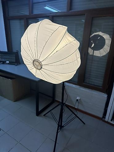 свет для студии: Студийный LED‑свет QIRUI QL‑80 Pro с «китайским фонарем» (lantern) на — 1