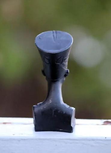 Stare vaze i dekor: Vintage Statua egipatske kraljice Nefertiti ✨ Cena za komad. ✨ — 19