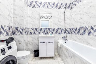 Посуточная аренда квартир: 1 комната, Душевая кабина, Постельное белье, Кондиционер — 16