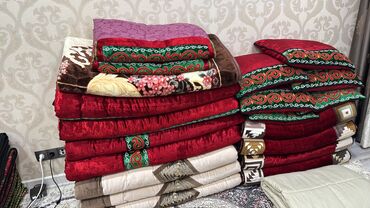 малина кочот саженцы: Төшөк Жаңы, Жер төшөк, түсү - Кызыл, Саргыч боз, Өзү алып кетүү, Акылуу жеткирүү