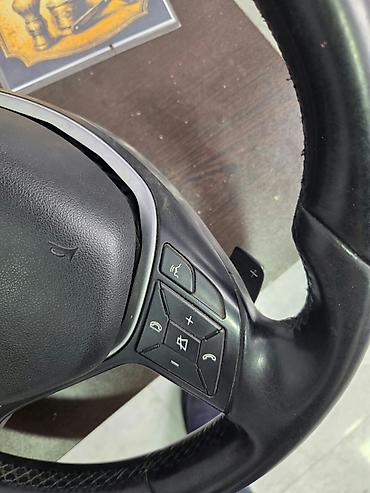 sükan: Mercedes-Benz avtomobilləri üçün çoxfunksiyalı sükan. Dəri örtüklü 3 — 2