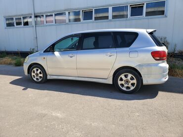 Toyota: Toyota Ipsum: 2003 г., 2.4 л, Автомат, Бензин, Минивэн