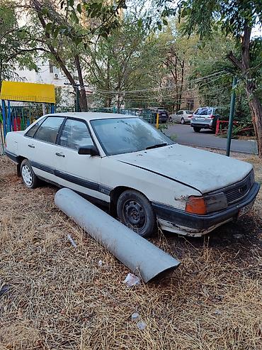 a4 b7: Audi 100: 1991 г., Механика, Бензин, Седан — 1