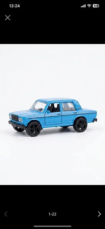 das utu: Mavi rəngli mini model avtomobil – sedan tipli klassik dizayn — 1