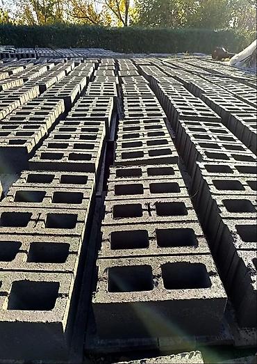 Шлакоблок: Шлакоблоки и декоративные стеновые блоки - Тип: пустотелые шлакоблоки — 11