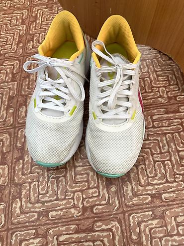 Женская обувь: Оригинальные кроссовки Reebok Floatride Energy 38.5размера — легкие — 5