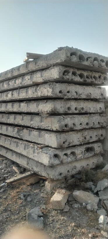 Digər tikinti materialları: Beton panel catrlma ve quraşdırma var butun rayonlara her ölcde olur — 2