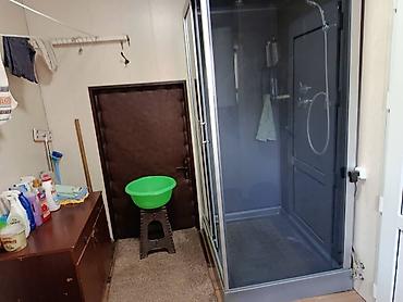 Продажа коттеджей и домов: Продам капитальный дом 83 кв.метров и участком 5 соток, в доме 5 — 11