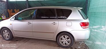 Toyota: Toyota Ipsum: 2001 г., 2.4 л, Автомат, Бензин, Минивэн — 3