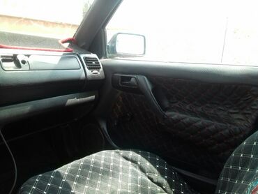 продаю жетта: Volkswagen Vento: 1992 г., 2 л, Механика, Бензин, Седан