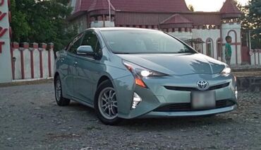 Toyota: Toyota Prius: 2016 г., 1.8 л, Вариатор, Гибрид, Хетчбек