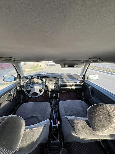 transporter multivan: Volkswagen Vento: 1993 г., 1.8 л, Механика, Бензин, Седан — 7