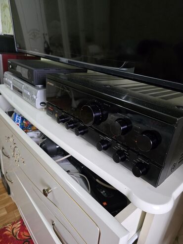 усилитель yamaha p7000s: Б/у, Домашний, 200 Вт, Класс: AB, Каналов: 4