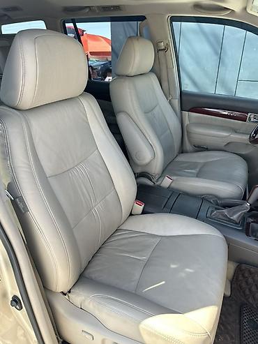 7 местка: Lexus GX (интерьер/салон) - Просторный 7‑местный салон с — 4