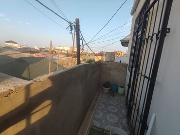 Uzunmüddətli kirayə evlər: 79 kv. m, 3 otaqlı, İşıq, Su, İnternet -da lalafo.az — 5 Uzunmüddətli kirayə evlər: 79 kv. m, 3 otaqlı, İşıq, Su, İnternet — 5