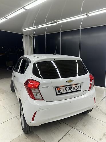 chevrolet van: Chevrolet Spark: 2020 г., 1 л, Вариатор, Бензин, Хэтчбэк — 3